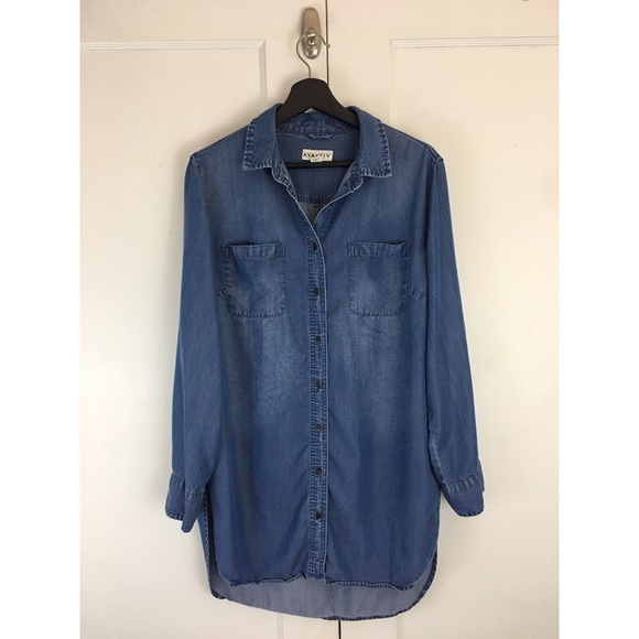 Ava & Viv Tops - AVA & VIVA Soft Chambray Hi Low Tunic Sz 14